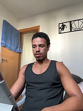 Snapshot of LorenzoBlack27 chatting on May 26, 7:23 pm LorenzoBlack27 online show from May 26, 7:23 pm