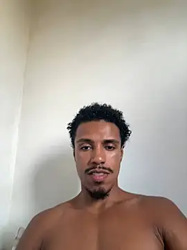 LorenzoBlack27 online show from March 1, 9:15 pm