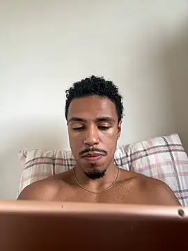 Snapshot of LorenzoBlack27 chatting on May 23, 2:38 pm LorenzoBlack27 online show from May 23, 2:38 pm