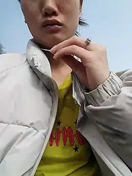 Hina2xx online show from February 4, 1:55 am