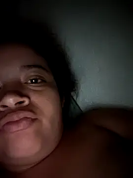 Snapshot of aAily-m chatting on March 17, 6:05 am aAily-m online show from March 17, 6:05 am