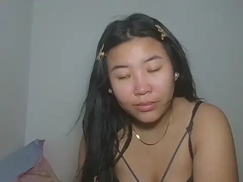 Zyeiii online show from February 1, 8:01 am