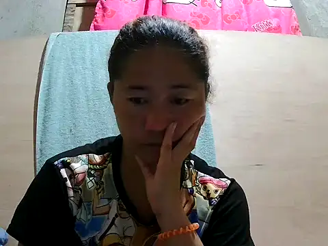 lovelyxxx88 online show from April 10, 8:16 pm