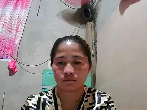 lovelyxxx88 online show from April 8, 11:44 am