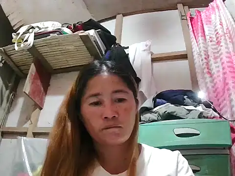 lovelyxxx88 online show from May 9, 10:29 am