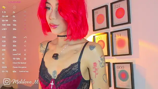 MelyTaylor  online show from March 25, 10:08 pm