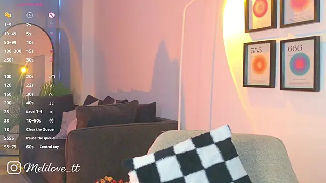 MelyTaylor  online show from March 20, 10:11 pm