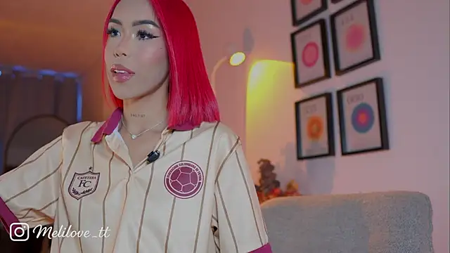 Snapshot of MelyTaylor_ chatting on June 16, 9:59 pm MelyTaylor online show from June 16, 9:59 pm