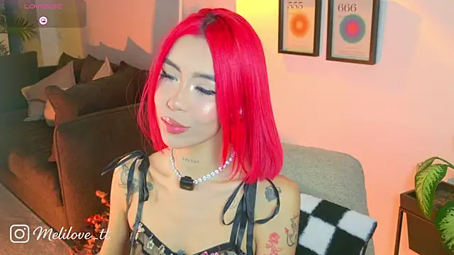 MelyTaylor  online show from April 5, 11:33 pm