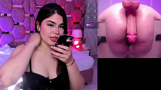 IsabellaBlow online show from May 23, 1:43 pm