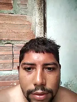 Snapshot of master_juju1924 chatting on July 3, 4:57 pm master juju1924 online show from July 3, 4:57 pm
