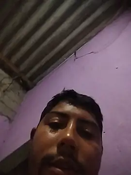Snapshot of master_juju1924 chatting on July 2, 3:23 am master juju1924 online show from July 2, 3:23 am