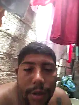 Snapshot of master_juju1924 chatting on July 5, 4:25 pm master juju1924 online show from July 5, 4:25 pm