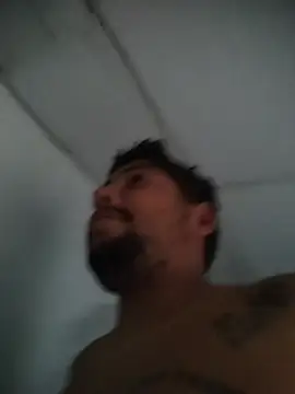 Snapshot of master_juju1924 chatting on July 10, 4:40 pm master juju1924 online show from July 10, 4:40 pm