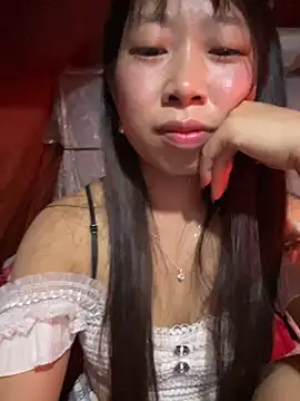 Snapshot of Mayly_lucky2 chatting on February 27, 2:28 pm Mayly lucky2 online show from February 27, 2:28 pm