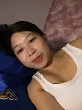 Snapshot of Mayly_lucky2 chatting on June 29, 2:17 pm Mayly lucky2 online show from June 29, 2:17 pm