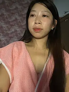 Snapshot of Mayly_lucky2 chatting on July 7, 12:02 am Mayly lucky2 online show from July 7, 12:02 am