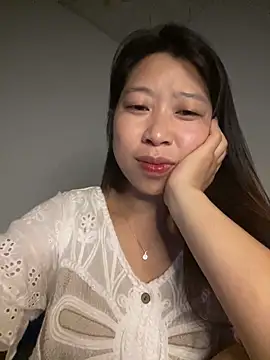 Snapshot of Mayly_lucky2 chatting on June 15, 11:15 pm Mayly lucky2 online show from June 15, 11:15 pm
