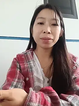 Snapshot of Mayly_lucky2 chatting on July 2, 3:23 am Mayly lucky2 online show from July 2, 3:23 am