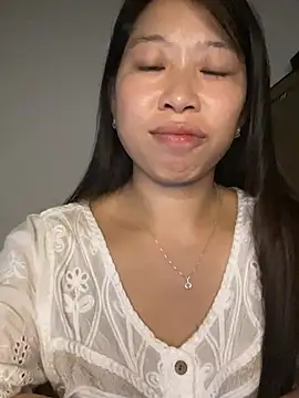 Snapshot of Mayly_lucky2 chatting on June 16, 11:21 am Mayly lucky2 online show from June 16, 11:21 am