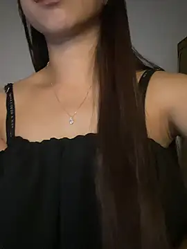 Snapshot of Mayly_lucky2 chatting on June 4, 10:14 pm Mayly lucky2 online show from June 4, 10:14 pm