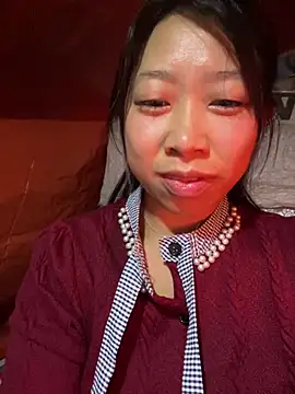 Snapshot of Mayly_lucky2 chatting on February 9, 9:57 pm Mayly lucky2 online show from February 9, 9:57 pm