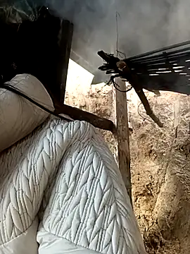 Snapshot of Mayly_lucky2 chatting on February 9, 7:39 am Mayly lucky2 online show from February 9, 7:39 am