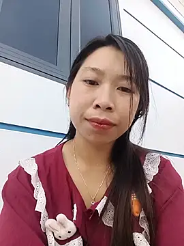Snapshot of Mayly_lucky2 chatting on May 16, 1:04 am Mayly lucky2 online show from May 16, 1:04 am