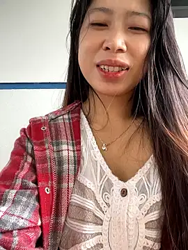 Snapshot of Mayly_lucky2 chatting on July 2, 2:45 am Mayly lucky2 online show from July 2, 2:45 am