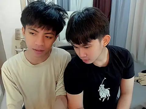 davincihugecock online show from March 10, 4:33 pm