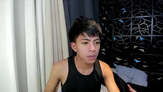 davincihugecock online show from April 5, 2:18 am