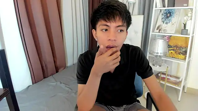 davincihugecock online show from April 14, 4:34 pm