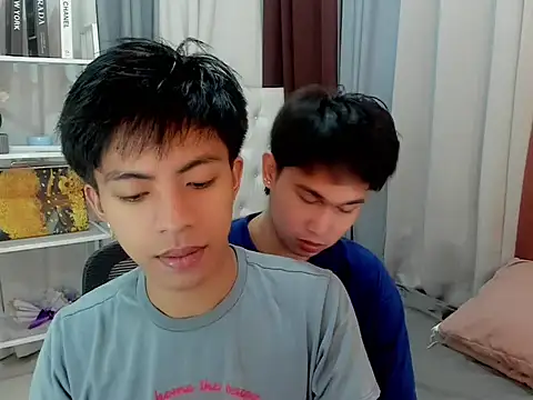 davincihugecock online show from March 7, 4:34 pm