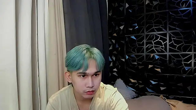 davincihugecock online show from April 2, 4:35 pm