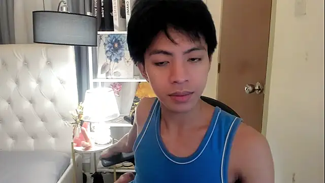 davincihugecock online show from May 17, 5:02 pm