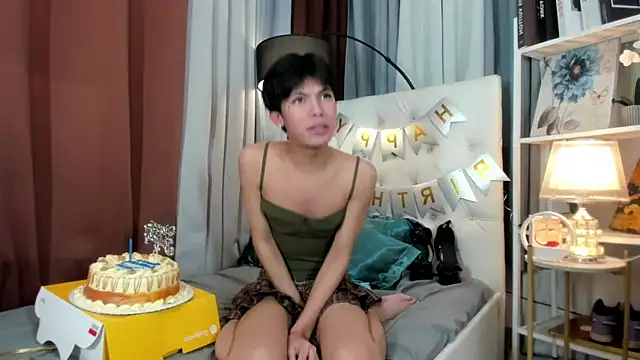 urtwinkbrixz online show from May 5, 5:21 am