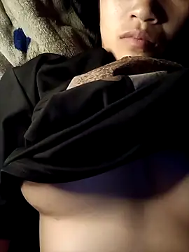 han-camx online show from March 28, 8:10 pm