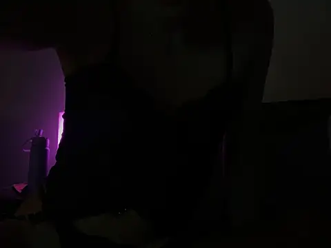 Peachyshortcakez online show from February 5, 3:57 am