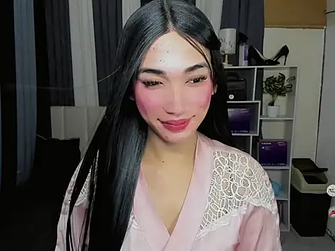 FyangFoxx online show from May 12, 5:41 pm