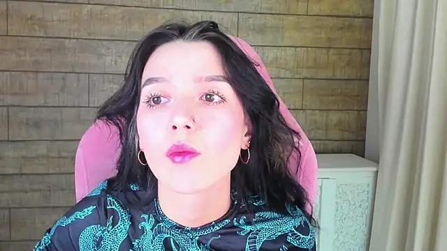 VanessaVienne online show from March 9, 4:21 pm