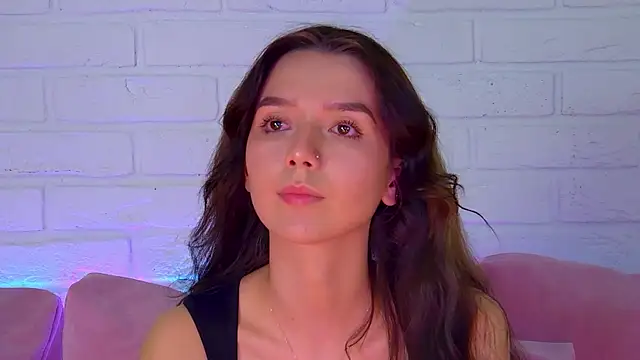 VanessaVienne online show from March 13, 4:23 pm