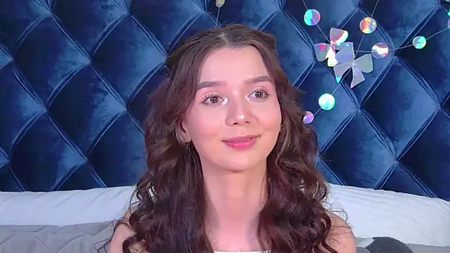 VanessaVienne online show from March 20, 4:41 pm