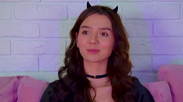 VanessaVienne online show from March 30, 4:08 pm