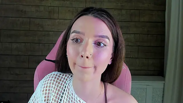 VanessaVienne online show from April 4, 4:24 pm