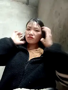 Maymay 2x online show from January 8, 9:15 am