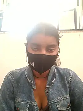 Erotic-Girl online show from January 13, 6:28 am