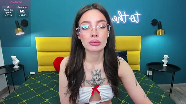 IvyDainty online show from June 7, 1:22 am