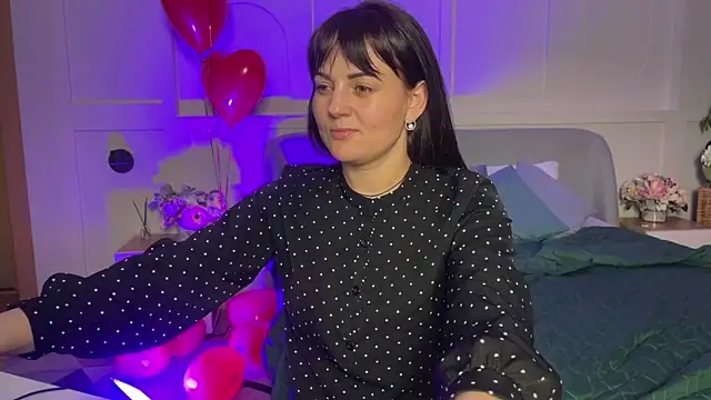 Snapshot of _SilkyShadow_ chatting on February 15, 7:51 am SilkyShadow online show from February 15, 7:51 am