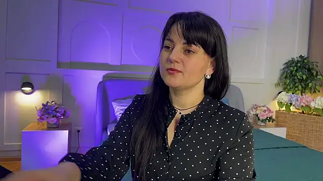 Snapshot of _SilkyShadow_ chatting on January 17, 1:20 am SilkyShadow online show from January 17, 1:20 am