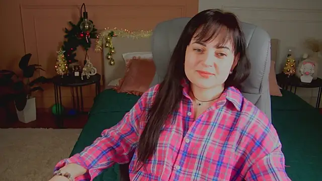 Snapshot of _SilkyShadow_ chatting on January 18, 1:31 am SilkyShadow online show from January 18, 1:31 am